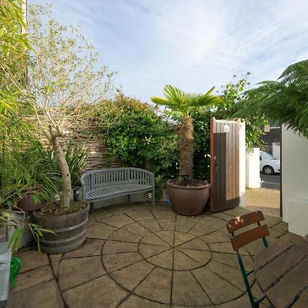 Delightful Bird Sisters Cottage With Free Parking Brighton ภายนอก รูปภาพ