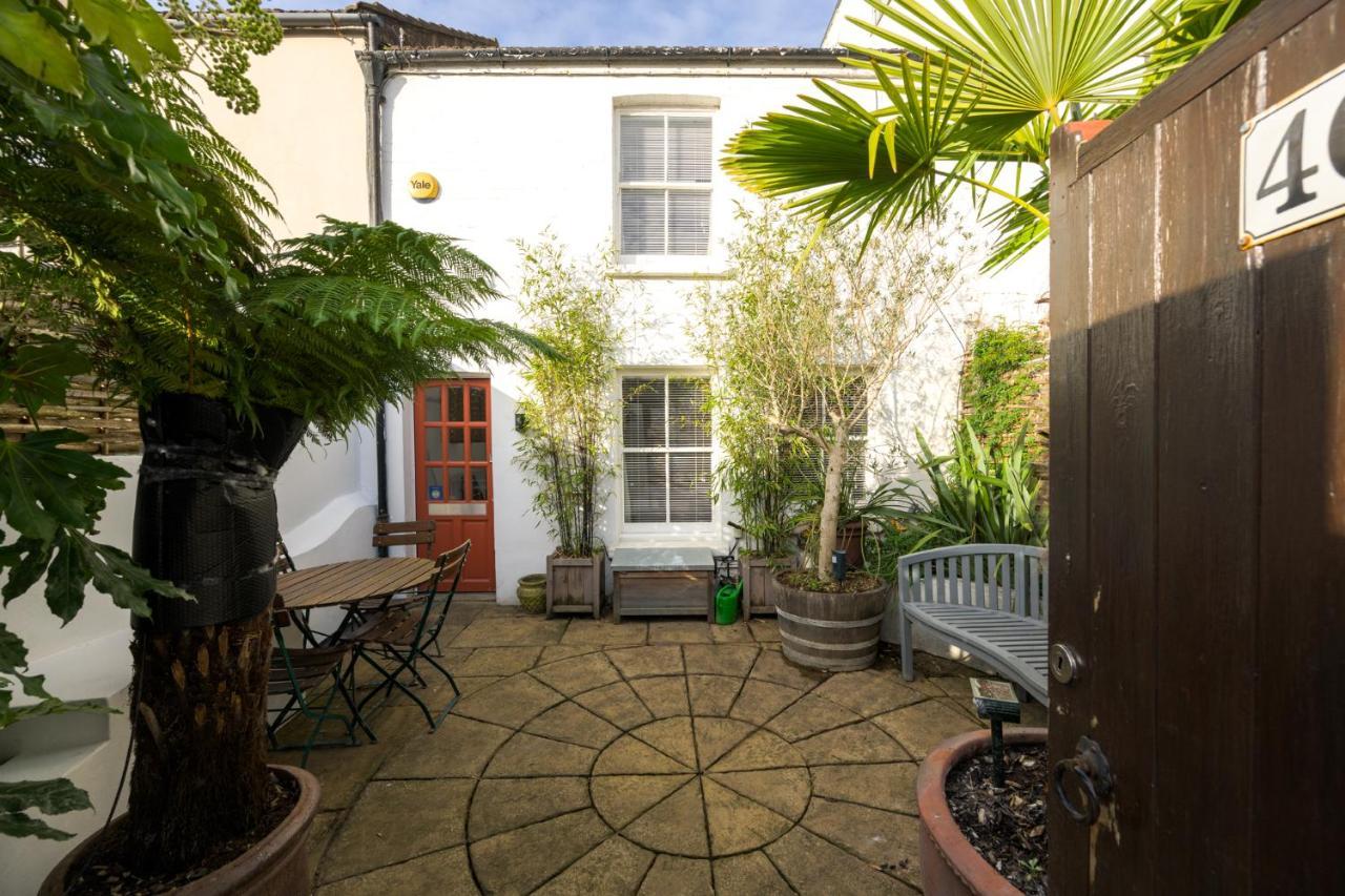 Delightful Bird Sisters Cottage With Free Parking Brighton ภายนอก รูปภาพ