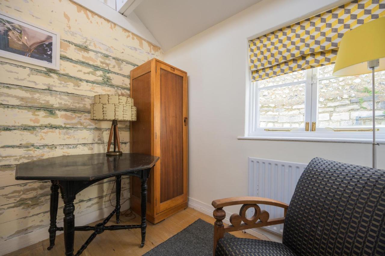 Delightful Bird Sisters Cottage With Free Parking Brighton ภายนอก รูปภาพ